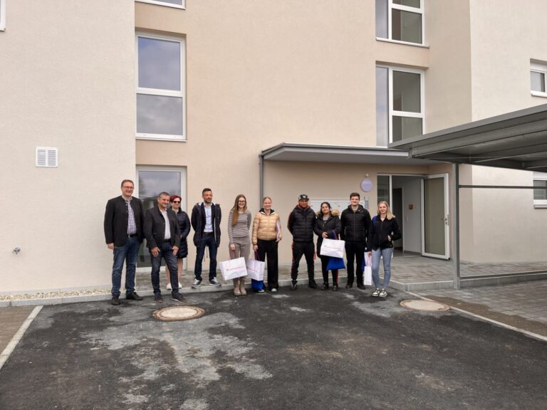 Schlüsselübergabe GEWOG Neues Heim in Helpfau-Uttendorf