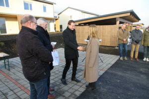 Neue geförderte Maisonettwohnungen der SG ENNSTAL in der Jadegasse Fohnsdorf bei der offiziellen Übergabe.