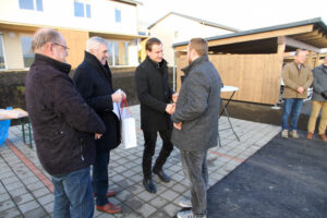 Neue geförderte Maisonettwohnungen der SG ENNSTAL in der Jadegasse Fohnsdorf bei der offiziellen Übergabe.
